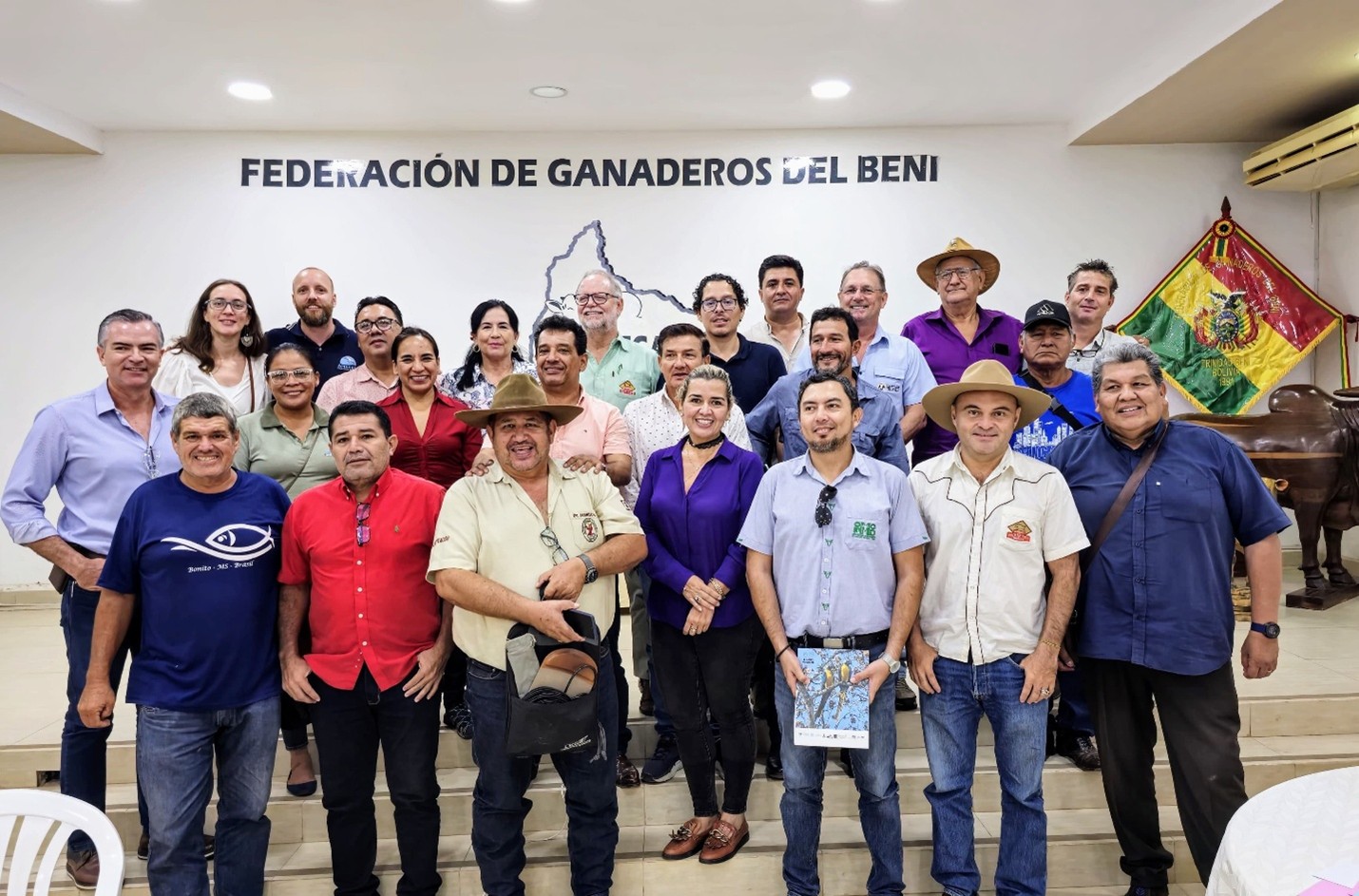 Productores y participantes del evento de la Alianza Eco Ganadera Beni